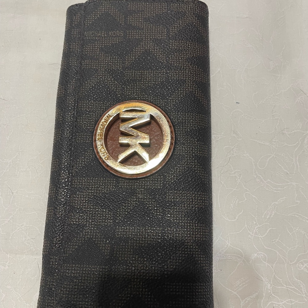 Michael Kors wallet